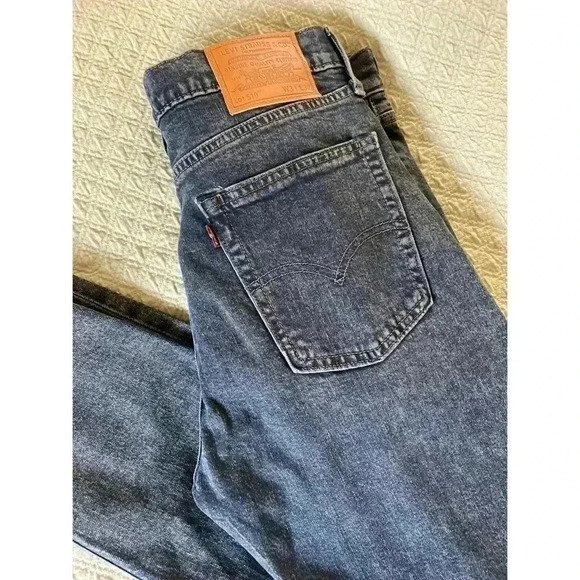 510 Levi Strauss Skinny - Picture 6 of 8